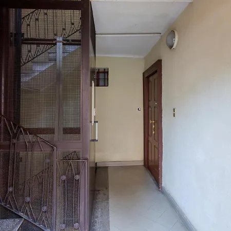 I-host Porta Romana - Sabotino Apartment *
