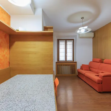 I-host Porta Romana - Sabotino Apartment